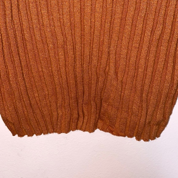 Forever 21 Plus Ribbed Long Sleeve Cropped Sweater - Picture 5 of 6